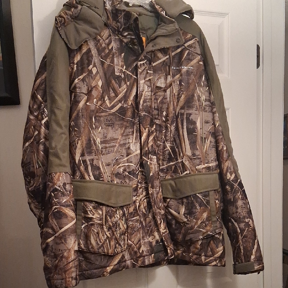 Field & Stream Camouflage Outdoor Jacket PTP 28